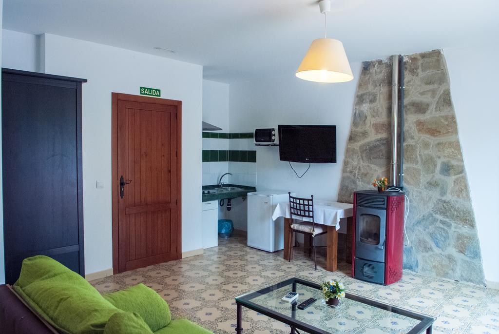 Apartamentos La Venta Del Charco Cardeña Szoba fotó