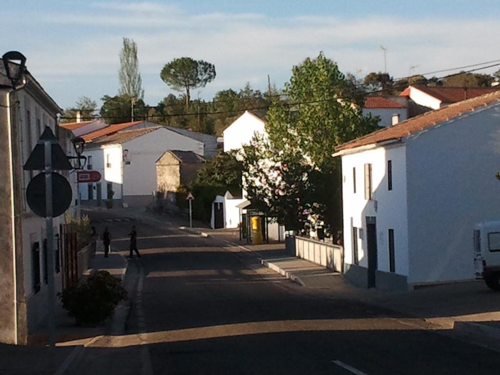 Apartamentos La Venta Del Charco Cardeña Kültér fotó