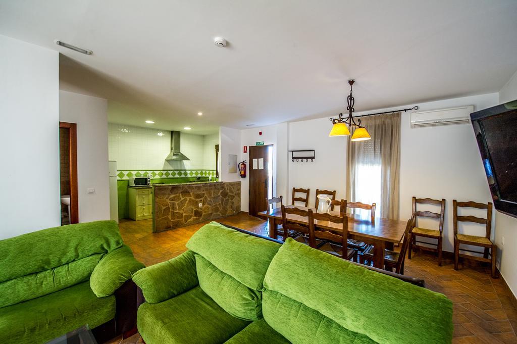 Apartamentos La Venta Del Charco Cardeña Szoba fotó