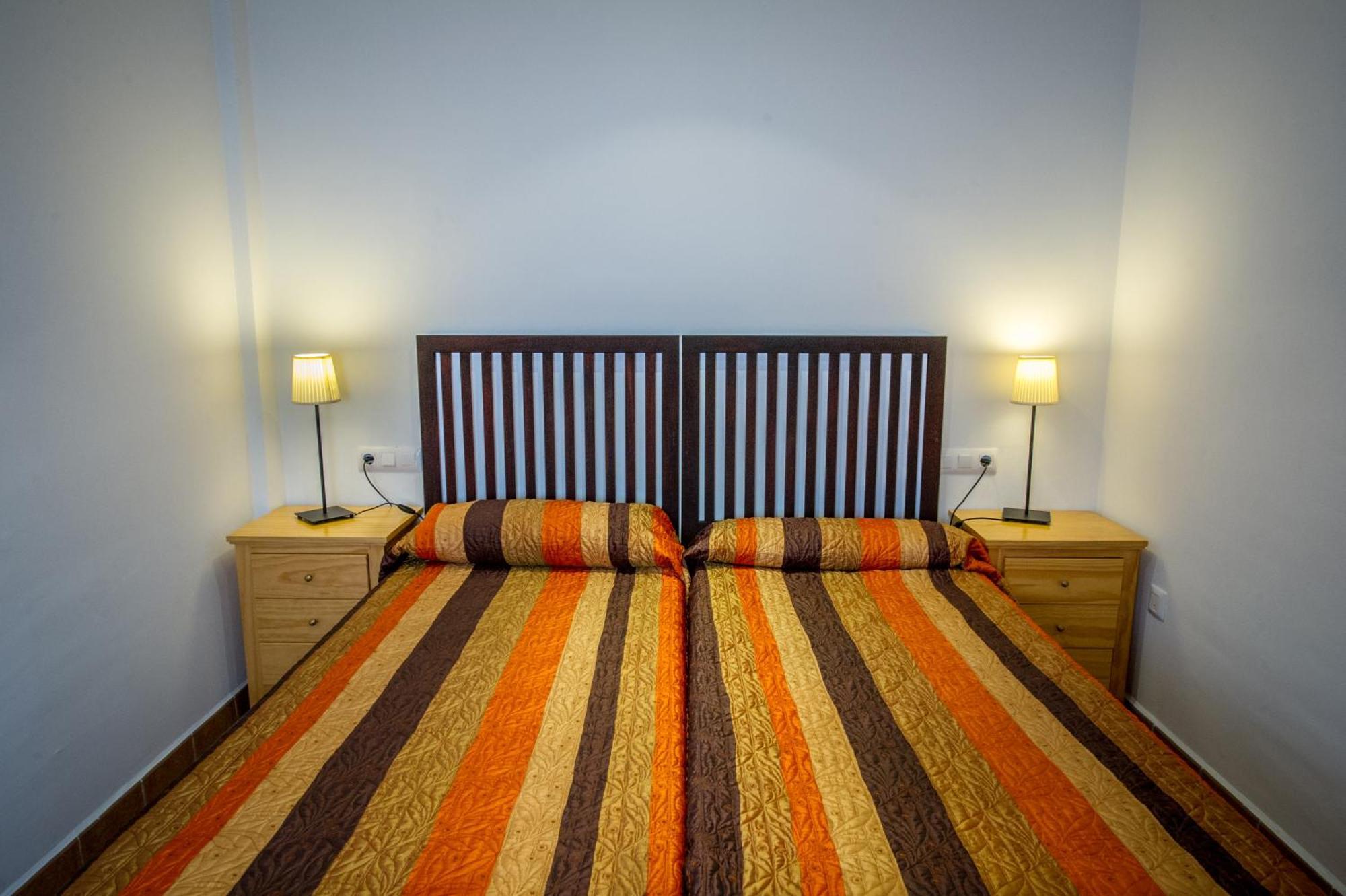 Apartamentos La Venta Del Charco Cardeña Kültér fotó
